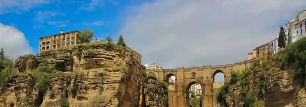 Séville – Ronda – la Sierra de Chimenea – Antequera 